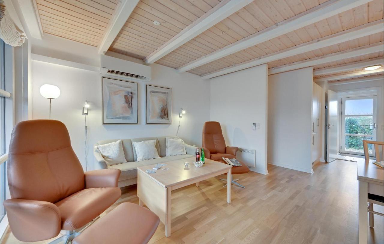 Hus R Villa Henne Strand Exterior photo